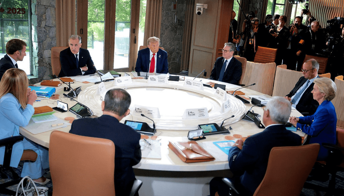 Europa cede ante Trump en el acuerdo comercial: ¿qué significa para las criptomonedas? Europa cede ante Trump en el acuerdo comercial: ¿qué significa para las criptomonedas?