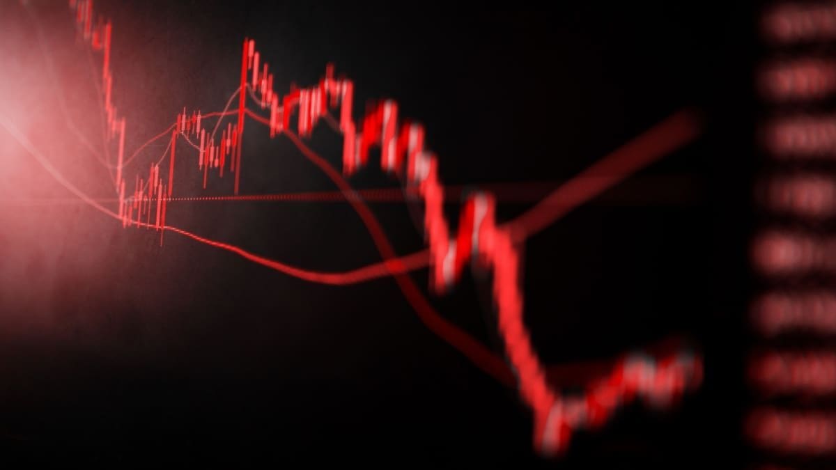 Bitcoin y otras criptomonedas se hunden aún más en el rojo: esta es la razón Bitcoin y otras criptomonedas se hunden aún más en el rojo: esta es la razón
