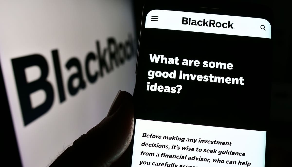 La comunidad de XRP se muestra optimista, pero BlackRock es cauteloso