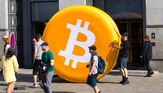 «Incluso con $10M, la gente seguirá dudando de BTC», afirma un experto