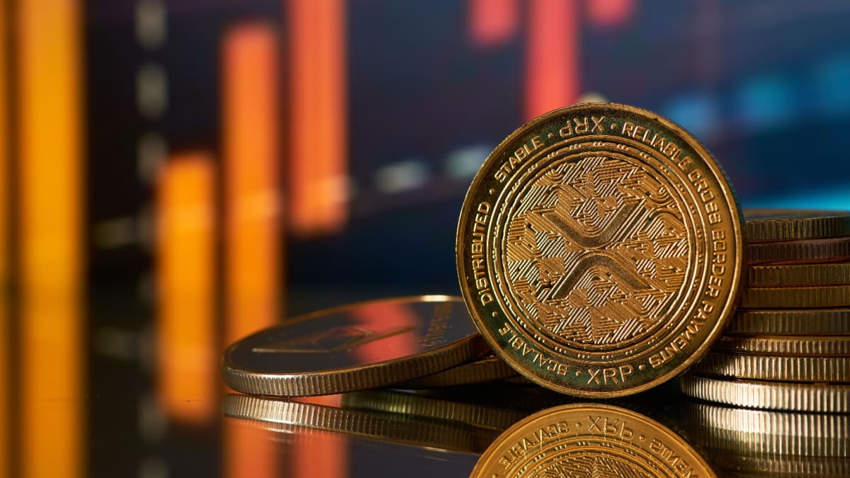 XRP por fin cotiza en bolsa, pero Bitcoin sigue dominando el mercado
