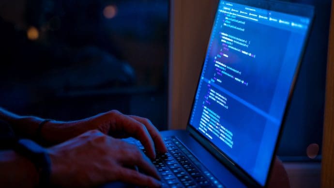 Advertencia: Un nuevo virus informático vacía tu crypto cartera