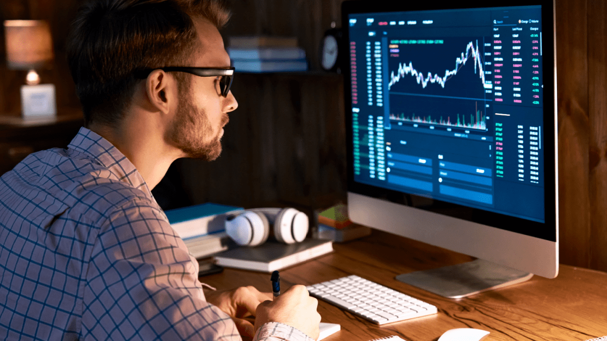 Mercado de Bitcoin dividido: ¿qué dirección tomará el precio?