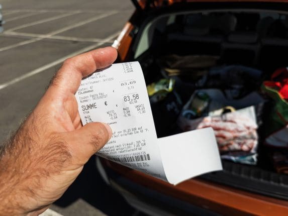 Bybit lanza tarjeta crypto: Tus compras se convierten en Bitcoin o XRP