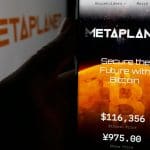 La empresa gana millones con Bitcoin, pero sus acciones se desploman