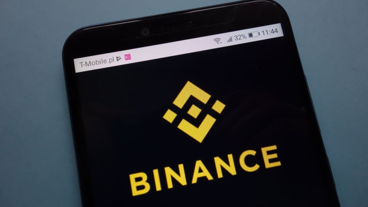El auge del BNB: Ahora es la tercera criptomoneda más comentada