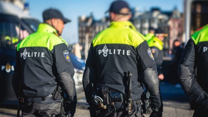 Broma con IA en TikTok causa caos y acciones policiales
