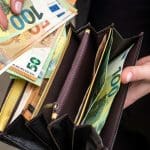 Las criptomonedas brillan, pero esta tasa rige el juego financiero