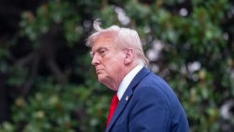 Disturbios por la moneda Trump: Transacciones extrañas en Coinbase