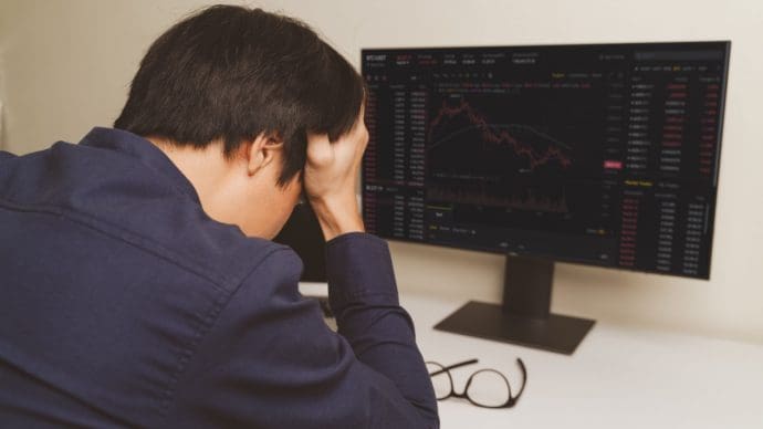 Un solo hackeo causa estragos: estas 5 cryptos cayeron más del 90%