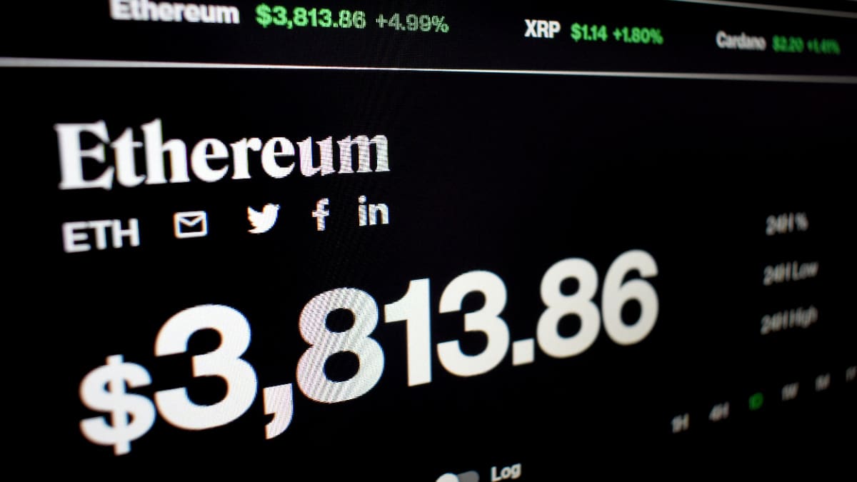 ETF de Solana y Ethereum ganan popularidad y el volumen se dispara