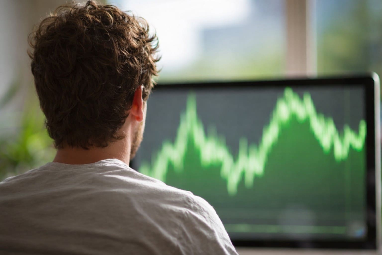 Dogecoin no es una “carta Pokémon rara”, pero sube un 234 % con un bot