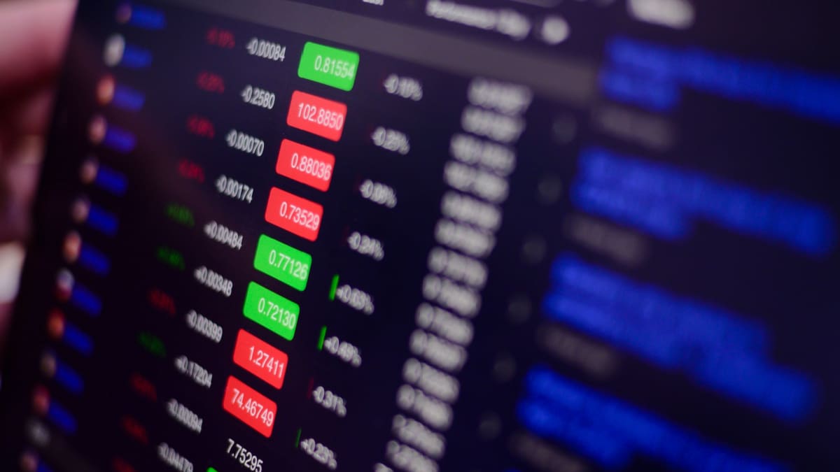 Los traders se cubren ante una caída de bitcoin a 40.000$