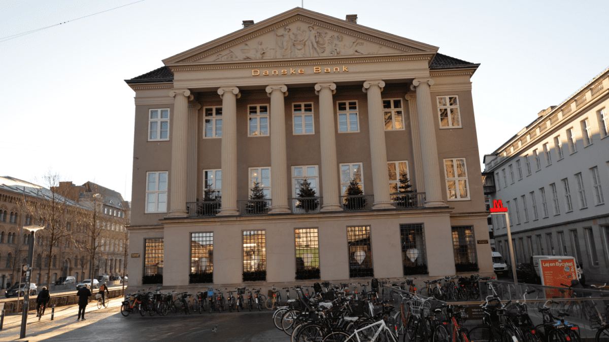 Gran banco europeo abraza Bitcoin y Ethereum tras años de veto