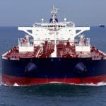 Irán niega negociaciones con Trump, el petróleo vuelve a superar los 100 dólares