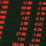 Fuga de millones en fondos cripto por tensión del mercado