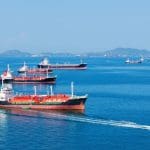 Barcos pagan con crypto para cruzar el estrecho de Ormuz