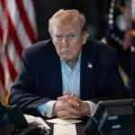 Bitcoin sube ante una tregua frágil: ¿Por qué el mercado ignora el riesgo?