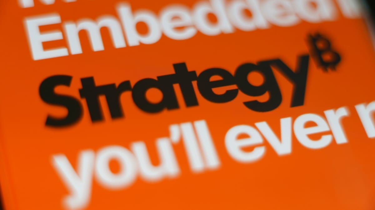 Strategy compra 284M€ en Bitcoin y aumenta sus reservas