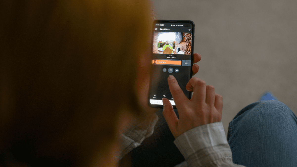 Pierde 146M&euro; en Bitcoin: su mujer le rob&oacute; la clave mediante una c&aacute;mara