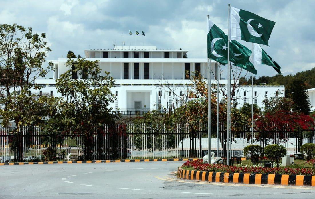 Pakistán legaliza las criptomonedas y abre sus puertas al sector