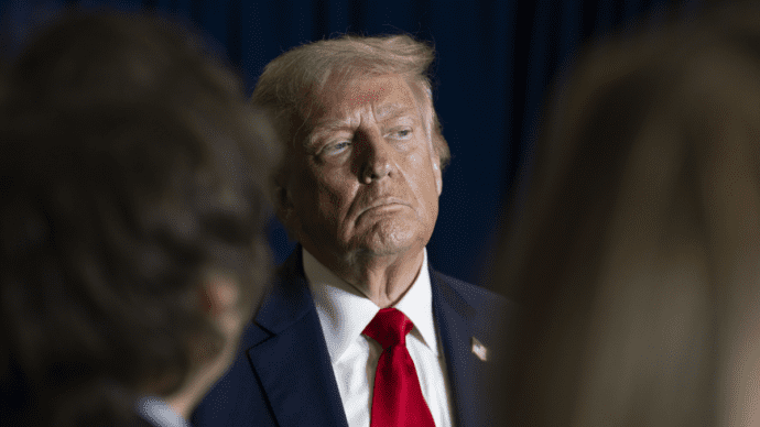 Trump amenaza con bombardear Irán el martes: 3 escenarios para Bitcoin