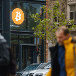 El mercado oculto de Bitcoin: La proyección de un salto del 33.000%