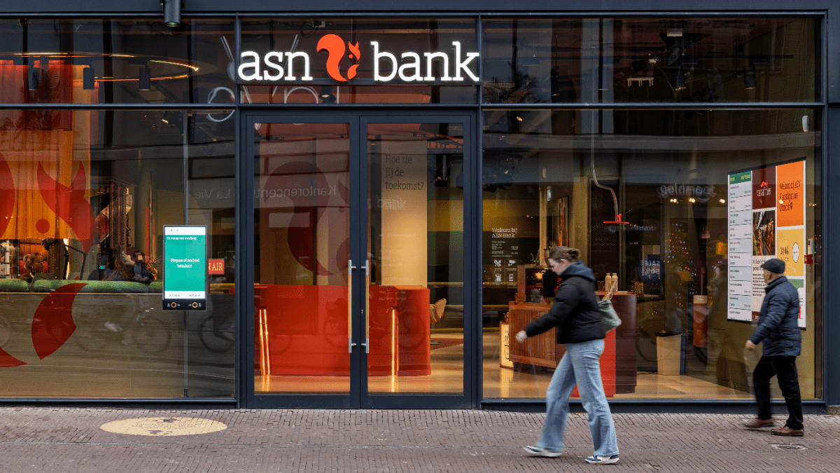 Fraude bancario: Robo de 5.000€ a ASN tras misteriosas transacciones a Coinbase