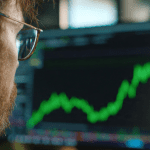 Estas 8 altcoins se disparan pese al mercado cripto en rojo