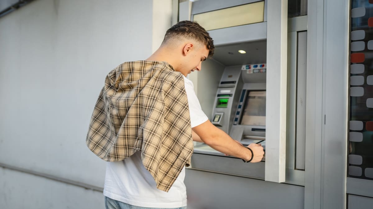 Detenido por estafar medio millón de euros usando cripto como cebo