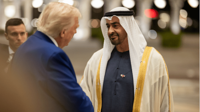 Polémico acuerdo cripto entre Trump y Abu Dabi: «debe investigarse de inmediato»