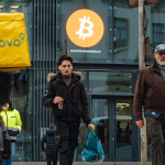 Una ley europea elimina cientos de exchanges cripto: esto es lo que cambia para ti